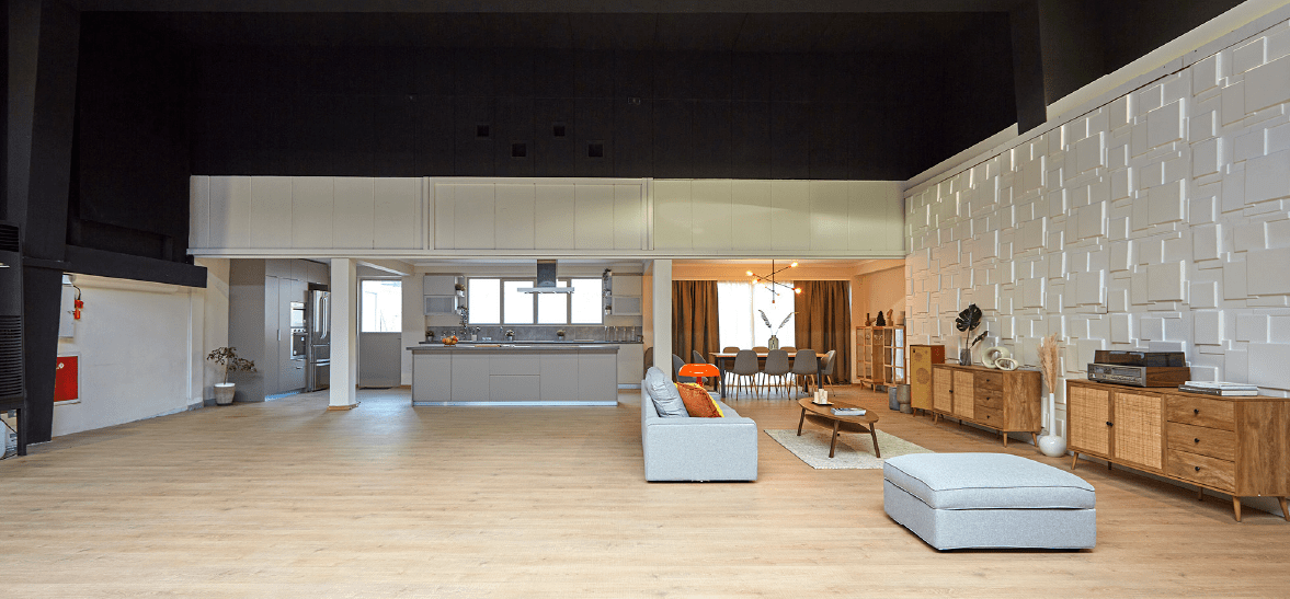 studio 2